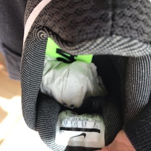 Track shoes boys size 5